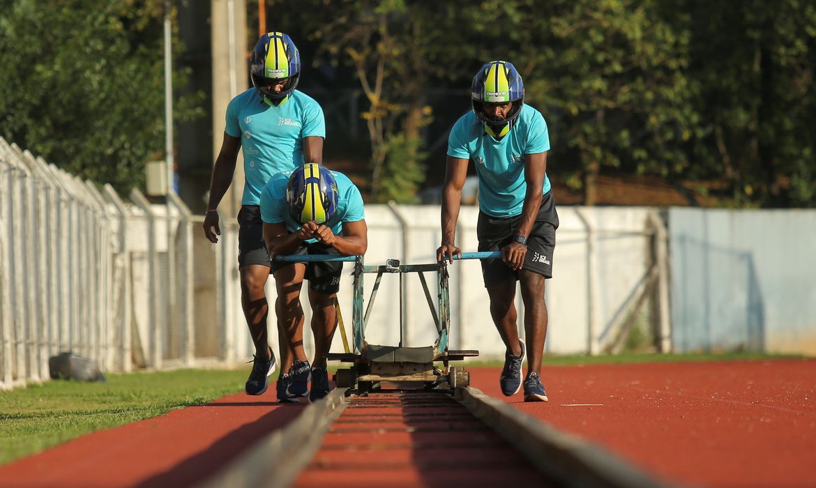 Equipe de bobsled do Brasil treina em São Caetano do Sul