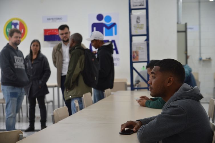 Imigrantes venezuelanos no Centro Temporário de Acolhimento - CTA São Matheus, na zona leste de São Paulo.