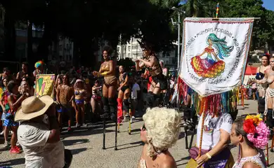 Rio de Janeiro (RJ), 18/02/2026 – Bloco Mulheres Rodadas se apresenta no Largo do Machado, na zona sul do Rio de Janeiro. Foto: Tomaz Silva/Agência Brasil