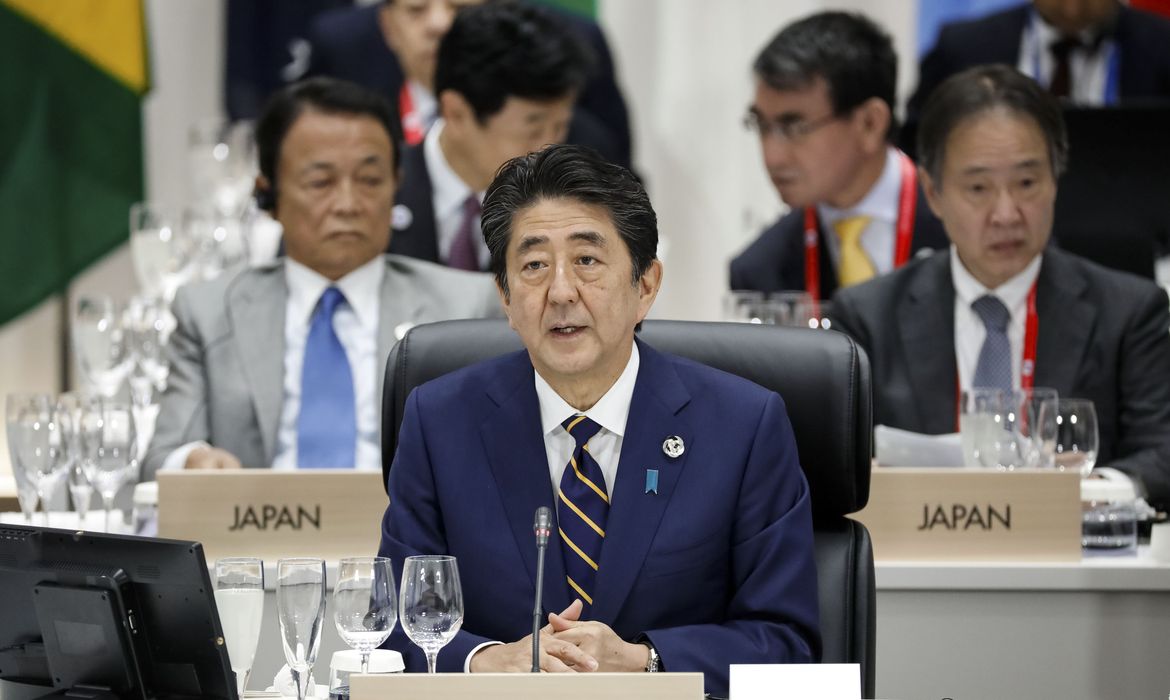 O primeiro-ministro do Japão, Shinzo Abe, durante a Primeira Sessão Plenária da Cúpula de Líderes do G20.