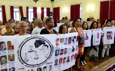 Rio de Janeiro (RJ) 17/03/2025 - O programa da TV Brasil, Caminhos da Reportagem, revela histórias de mulheres que perderam parentes para violência do Estado. Edição inédita do programa jornalístico destaca que elas não podem viver o luto porque precisam partir para a luta. Frame TV Brasil