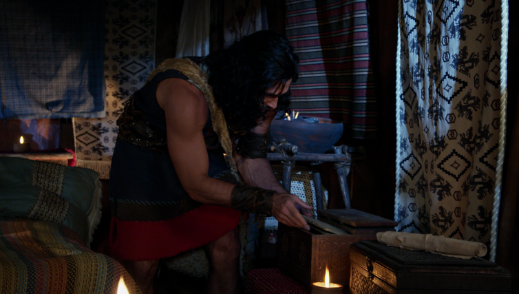 Zur pega algumas tabuletas de Moisés