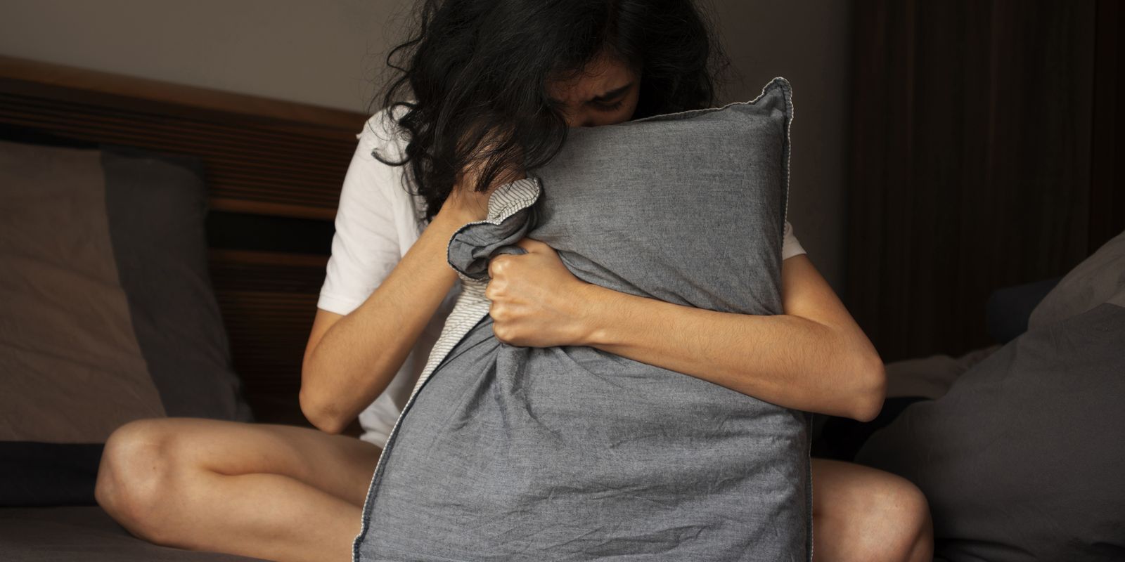 Mulher fora do trabalho tem 3 vezes mais chances de sofrer violência