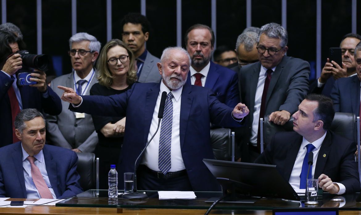 Brasília (DF) 20/12/2023  Sessão solene do Congresso Nacional para promulgar a Emenda Constitucional nº 132 de 2023, que muda o sistema tributário brasileiro. Foto Lula Marques/ Agência Brasil