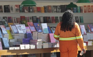 São Paulo (SP), 17/06/2024 - Feira do Livro 2025 no Pacaembu em São Paulo. Foto: Paulo Pinto/Agência Brasil