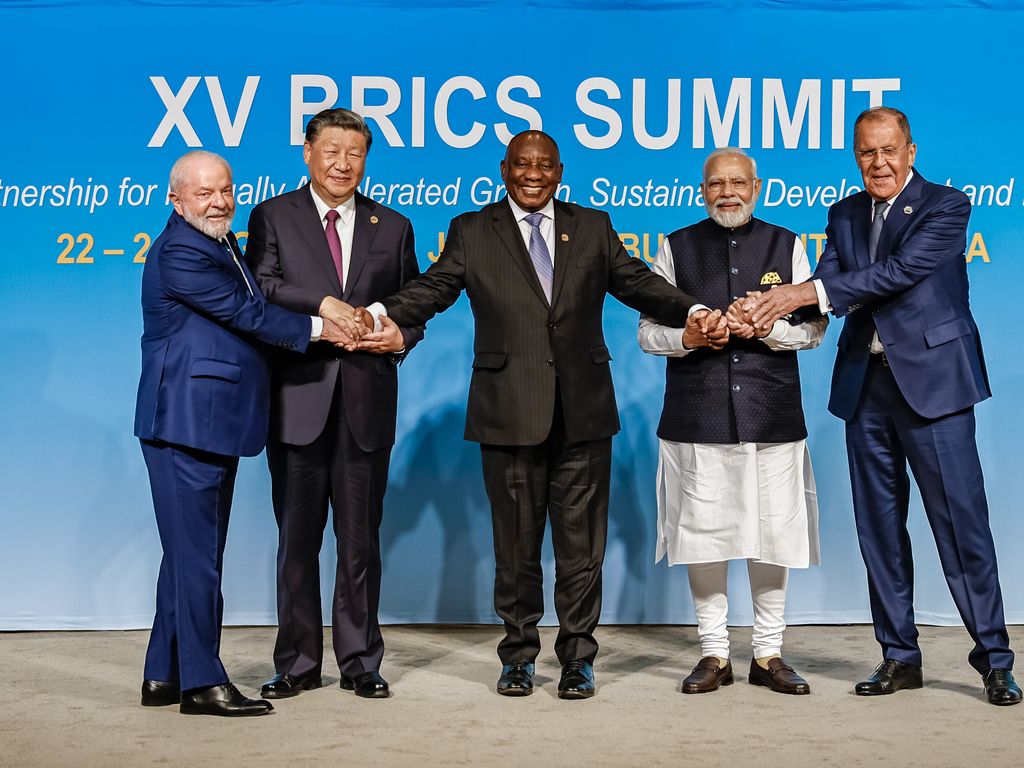 Lula pose para foto com líderes do BRICS | Agência Brasil