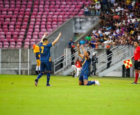 Retrô briga por título inédito na Série D