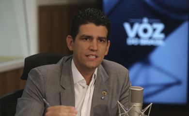O ministro da Infraestrutura, Marcelo Sampaio, é o entrevistado do programa A Voz do Brasil