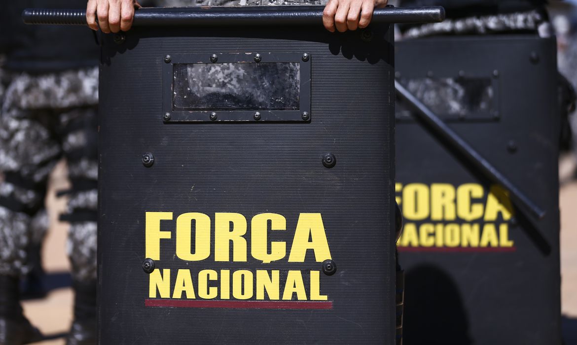 Cerimônia de entrega de itens de segurança para 23 estados e o Distrito Federal. Os bens, que fazem parte do acervo da Força Nacional de Segurança Pública.