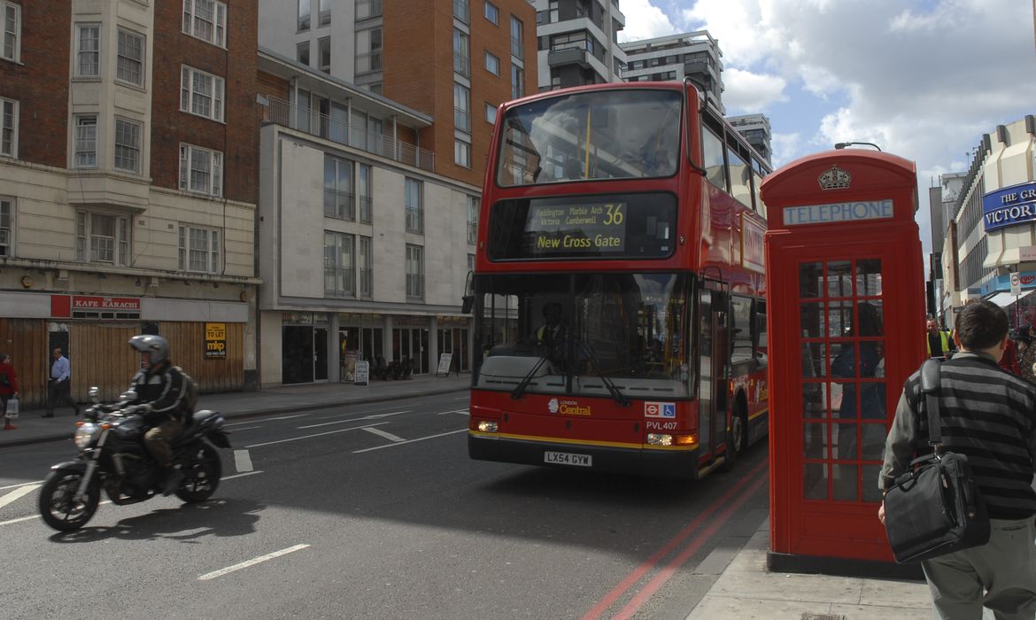 O centro financeiro e histórico de Londres, funcionará apenas com energia renovável a partir de outubro deste ano.