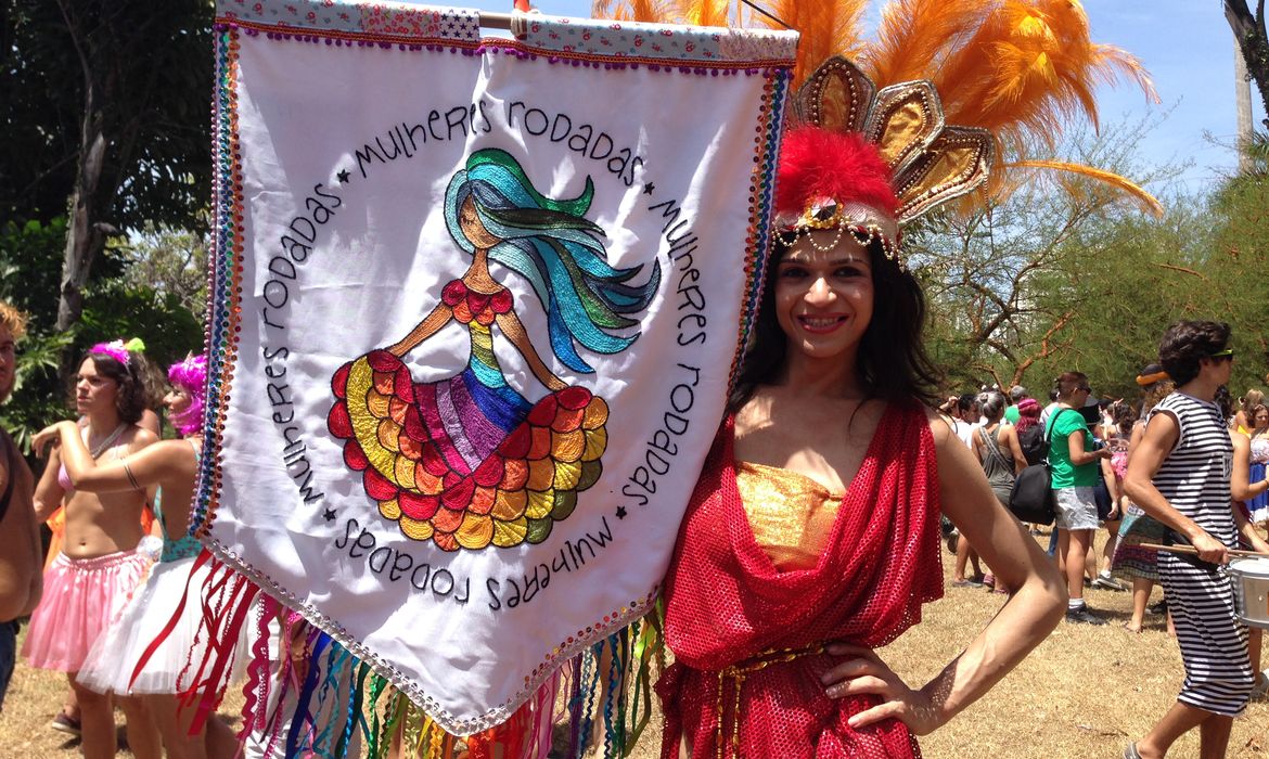 Rio de Janeiro - Fechando o carnaval não oficial, o Bloco das Mulheres Rodadas desfilou na zona sul contra o machismo, a misoginia, o racismo e a homofobia  (Akemi Nitahara/Agência Brasil)
