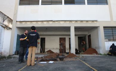 São Paulo (SP), 03/08/2023 - Escavações arqueológicas realizadas por pesquisadores da Unicamp, Unifesp e UFMG, no antigo prédio do DOI-Codi, centro clandestino de tortura da ditadura  militar, em Vila Mariana. Foto: Rovena Rosa/Agência Brasil