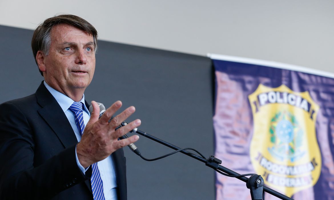 (Rio de Janeiro - RJ, 24/09/2020) Presidente da República, Jair Bolsonaro durante revista à grupo de Policiais Rodoviários Federais.
Foto: Carolina Antunes/PR
