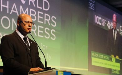 O governador do Rio de Janeiro, Wilson Witzel, participa da abertura do 11º Congresso Mundial de Câmaras, no Windsor Convention Center, na Barra da Tijuca, Rio de Janeiro.