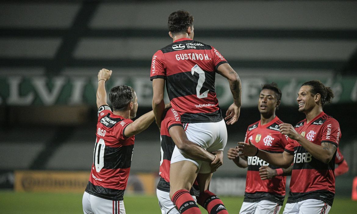 Flamengo vence Coritba por 1 a 0, fora de casa - Copa do Brasil -  em 10/06/2021