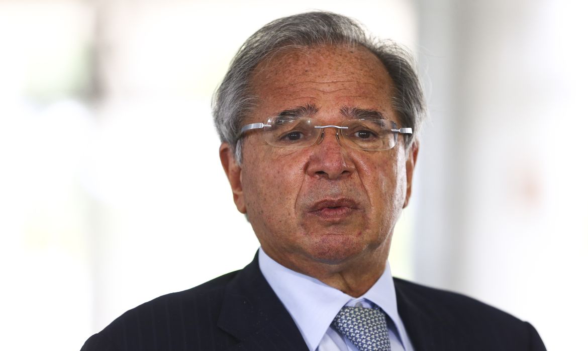 O ministro da Economia, Paulo Guedes, durante entrevista coletiva no Palácio do Planalto.