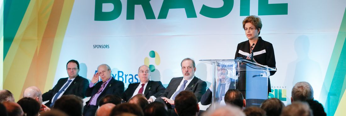 Dilma Rousseff durante Encerramento de Encontro Empresarial sobre Oportunidades de Investimento em Infraestrutura no Brasil