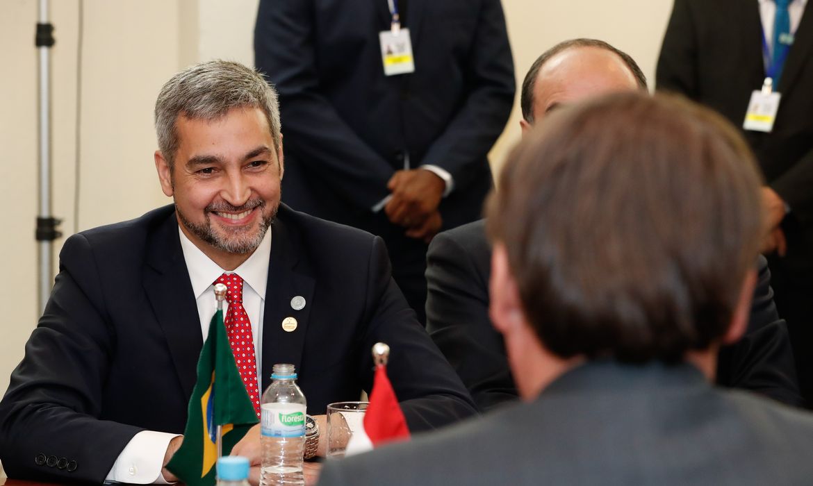 O Presidente da República Jair Bolsonaro, durante reunião bilateral com o Presidente da República do Paraguai, Mario Abdo Benítez.
