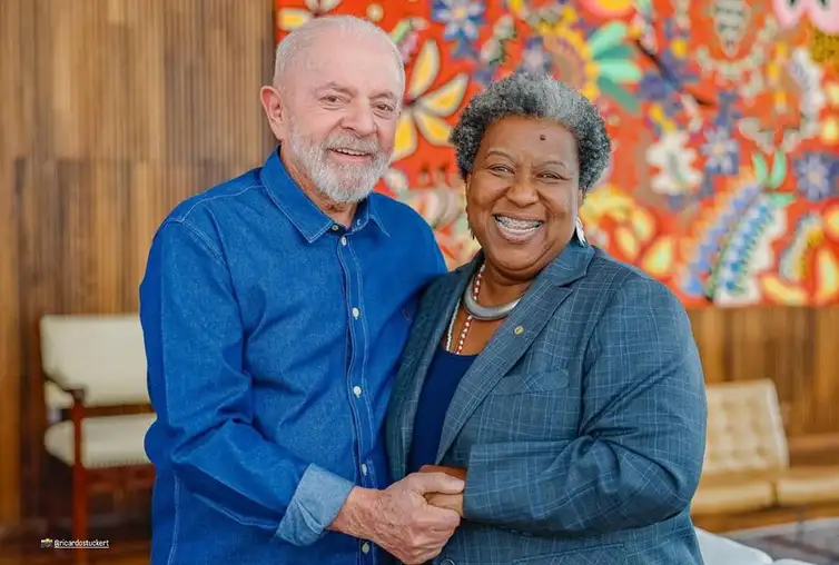 Brasília (DF), 09/09/2024 - Presidente da República, Luiz Inácio Lula da Silva, durante encontro com a Deputada estadual (PT/MG), Macaé Evaristo, que será a nova ministra dos Direitos Humanos e Cidadania. Foto: Ricardo Stuckert/PR