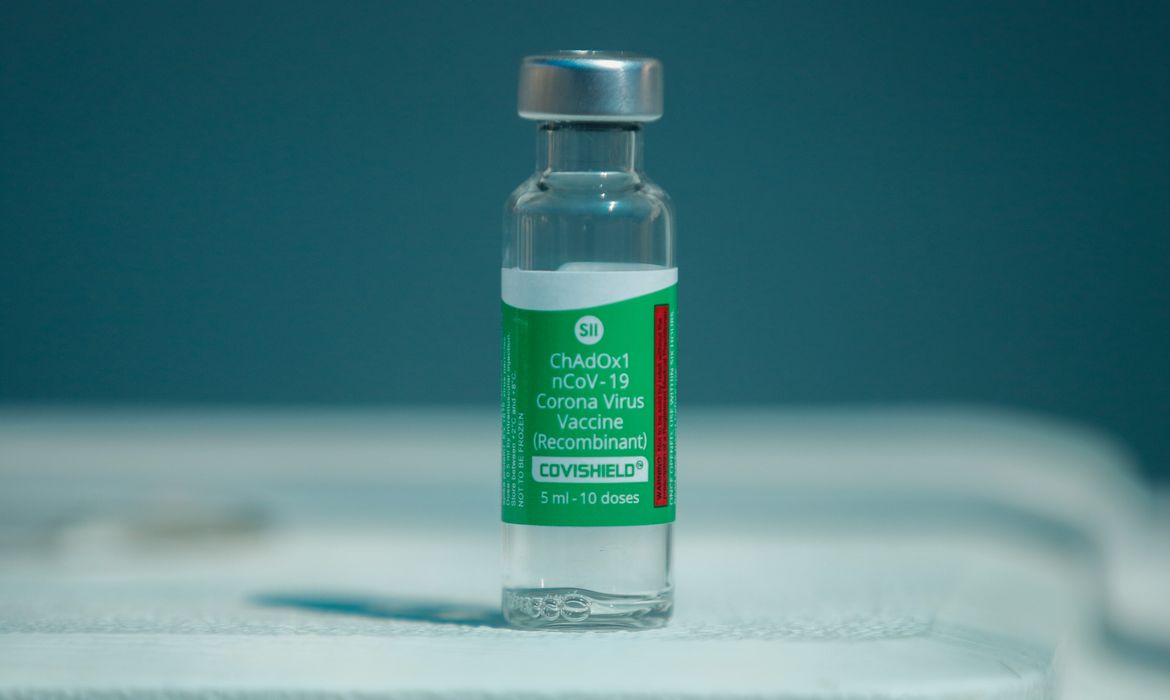 Vacina de Oxford/AstraZeneca