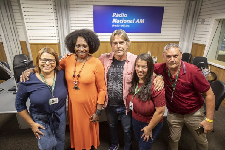 Rádio Nacional de Brasília completa 65 anos com programação especial