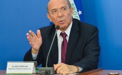 Ministro Eliseu Padilha diz que militares ficarão fora da reforma da Previdência Social