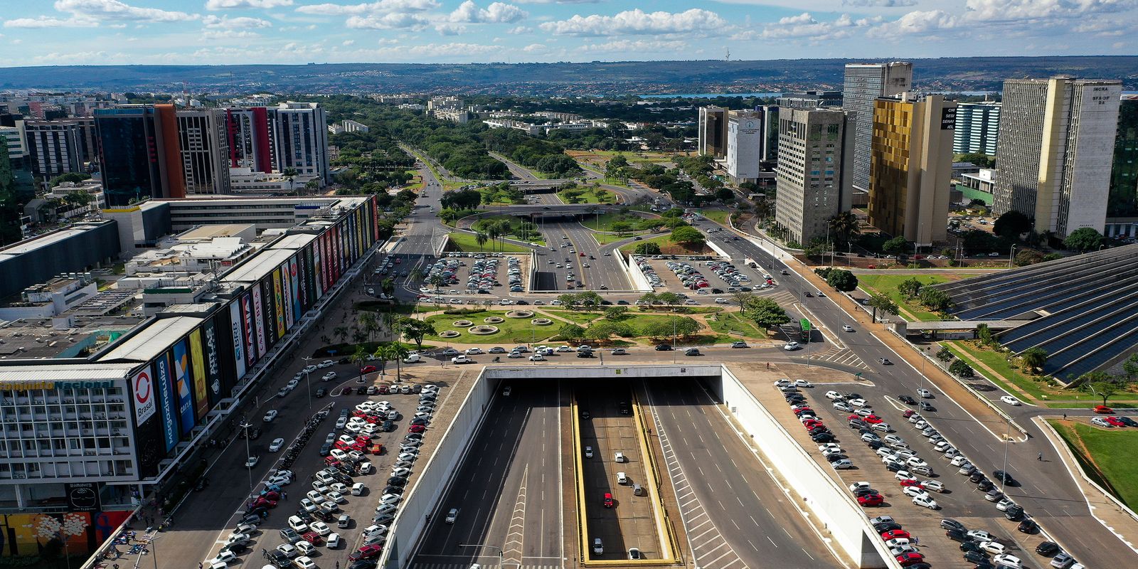 Ministério da Economia coloca à venda 88 imóveis em Brasília