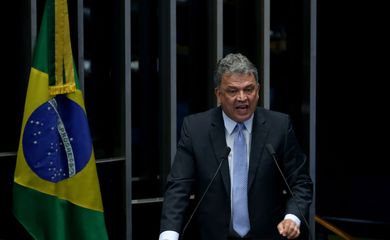 Brasília - Senador Sergio Petecão fala durante o quinto dia de julgamento final do processo de impeachment da presidenta afastada, Dilma Rousseff, no Senado.(Wilson Dias/Agência Brasil)