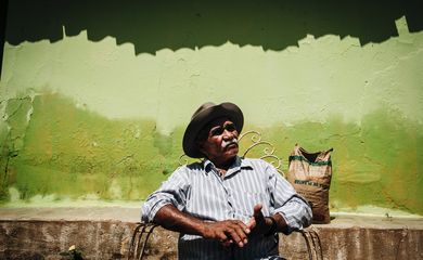O agricultor Pedro da Silva fez cursos gratuitos para saber lidar com a estiagem