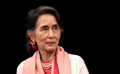 Arquivo: Presidente de Myanmar Aung San Suu Kyi 