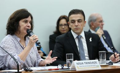 Brasília (DF) 19/04/2023  Ministra da Saúde, Nísia Trindade, durante audiência pública na  comissões de Saúde e de Defesa dos Direitos da Pessoa Idosa da Câmara dos Deputados.