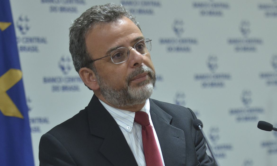 Brasília – O chefe do Departamento Econômico do Banco Central (BC), Túlio Maciel, divulga a nota de Política Monetária e Operações de Crédito do Sistema Financeiro