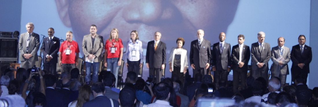 Abertura do Fórum Mundial de Direitos Humanos tem homenagem a Mandela