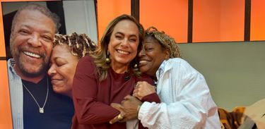 Sem Censura homenageia a cantora Mart'nália