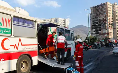 Iran - 13/06/2025 Prédios danificados em Teerã após ataques israelenses na sexta-feira. Foto Agência de Notícias da republica Islâmica.