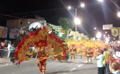 Maracatus brilham em Fortaleza no último dia de desfiles