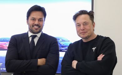 O ministro das Comunicações, Fábio Faria, se encontrou nesta segunda-feira (15) com o fundador da SpaceX, Tesla e Starlink, Elon Musk
