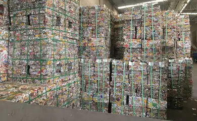 Reciclagem de latas de alumínio