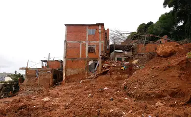 Juiz de Fora (MG), 19/03/2026 - Parque Jardim Burnier, um dos bairros mais atingidos pela chuva. Um mês depois dos deslizamentos e alagamentos que causaram a morte de mais de 70 pessoas em Juiz de Fora, além de deixar milhares de pessoas desabrigadas. Foto: Tânia Rêgo/Agência Brasil