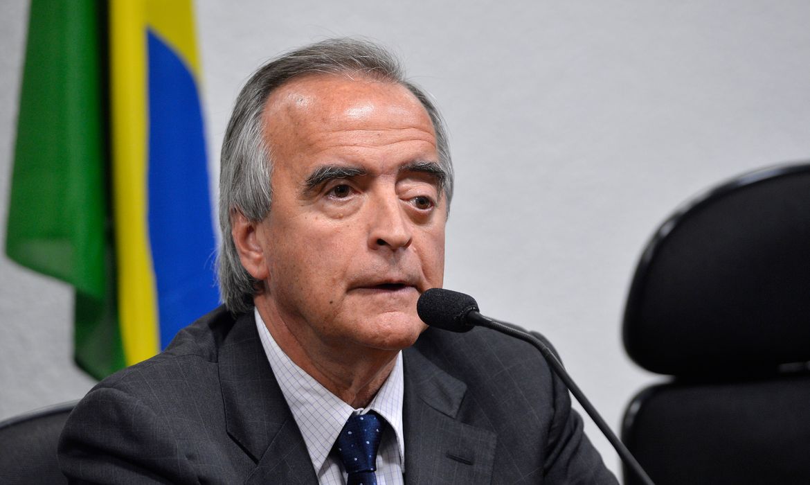 Depoimento à  Comissão Parlamentar de Inquérito (CPI) Mista da Petrobras do ex-diretor da Área Internacional da Petrobras, Nestor Cerveró (Wilson Dias/Agência Braisl)