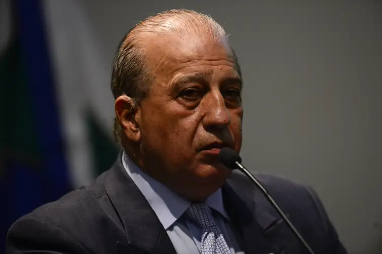 O ministro do Tribunal de Contas da União, Augusto Nardes, durante abertura do 5º Fórum Nacional de Controle - Educação no Pós-Pandemia.  Marcelo Camargo/Agência Brasil