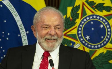Brasília (DF), 03/04/2023 - O presidente Luiz Inácio Lula da Silva e ministros fazem reunião de balanço de 100 dias de governo, no Palácio do Planalto.