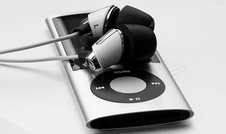 Streaming accounts for 99% of revenues in Brazil's music market - Vimarsana News