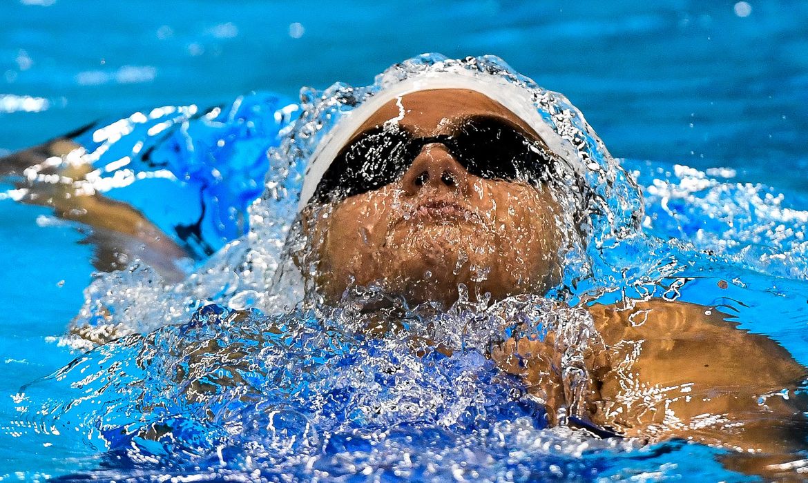 Mariana Gesteira, na final dos 100 m costas, nas Paralimpíadas Rio 2016.