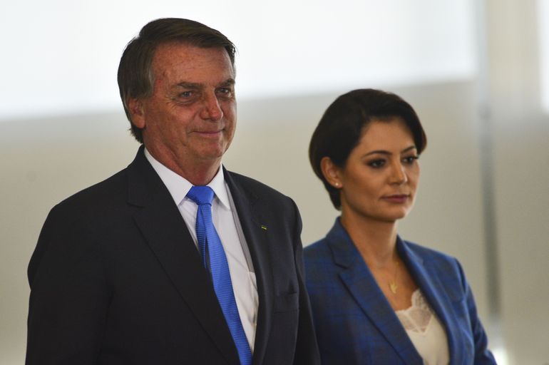 O presidente Jair Bolsonaro e a primeira-dama, Michelle Bolsonaro,  participam do lançamento do Canal Educação e do Canal Libras, no Palácio do  Planalto. | Agência Brasil