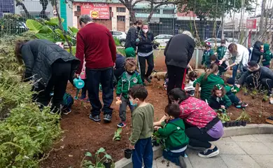 07/06/2023 - São Caetano do Sul - Escolas brasileiras são exemplos de boas práticas em alimentação escolar - Projetos de São Caetano do Sul são citados em projeto da FAO, agência da ONU para o combate à fome. Foto: Pref. São Caetano do Sul/ Divu