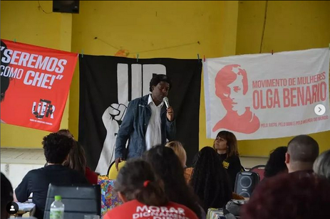 Leo Pericles faz campanha em Porto Alegre