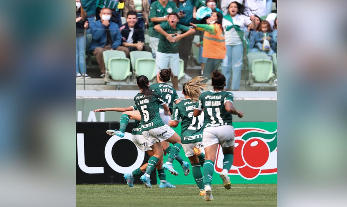 Palmeiras vence Corinthians por 2 a 0 - Brasileiro Feminino - em 04/05/2022