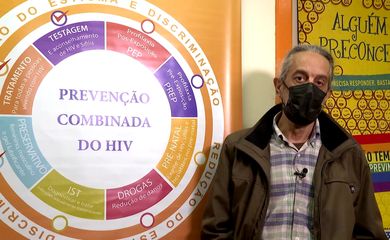 Caminhos da Reportagem Positivo e indetectável: HIV 40 anos depois