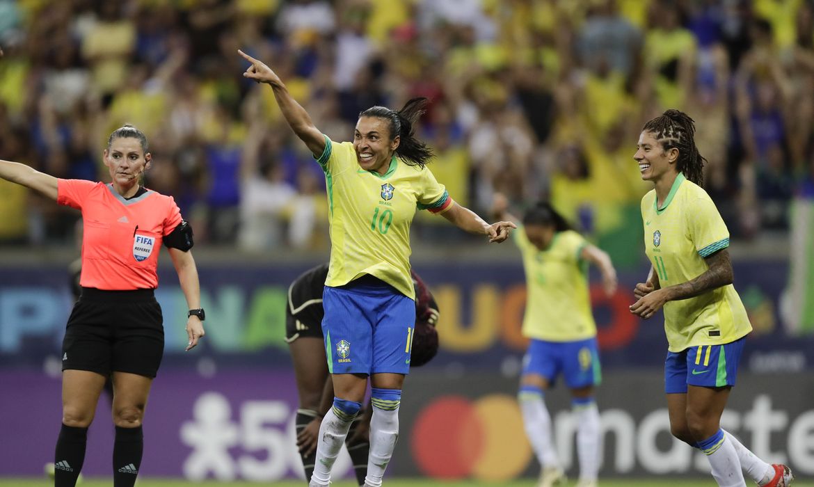 seleção brasleira feminina de futebol faz 4 a 0 na Jamaica, na Arena Pernambuco, no primeiro de dois amistosos, em 01/06/2024